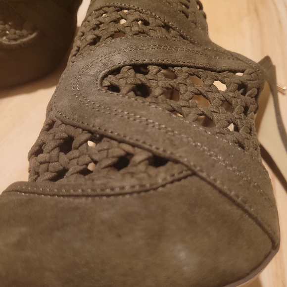 NWOT 🌟HOST PICK🌟 Robyn Crochet Shootie Stiletto High Heels - Picture 8 of 13